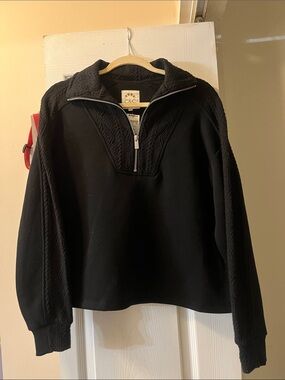 C&C California Black Quarter-Zip Turtleneck Sweatshirt. Crop. Size M